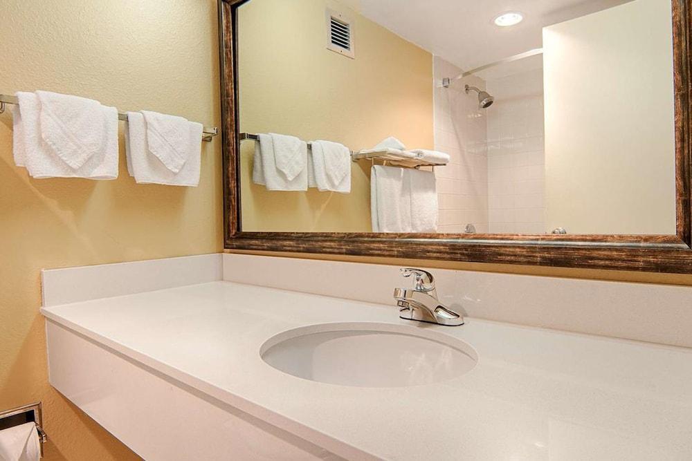 Norwood Inn & Suites Mankato North Mankato エクステリア 写真