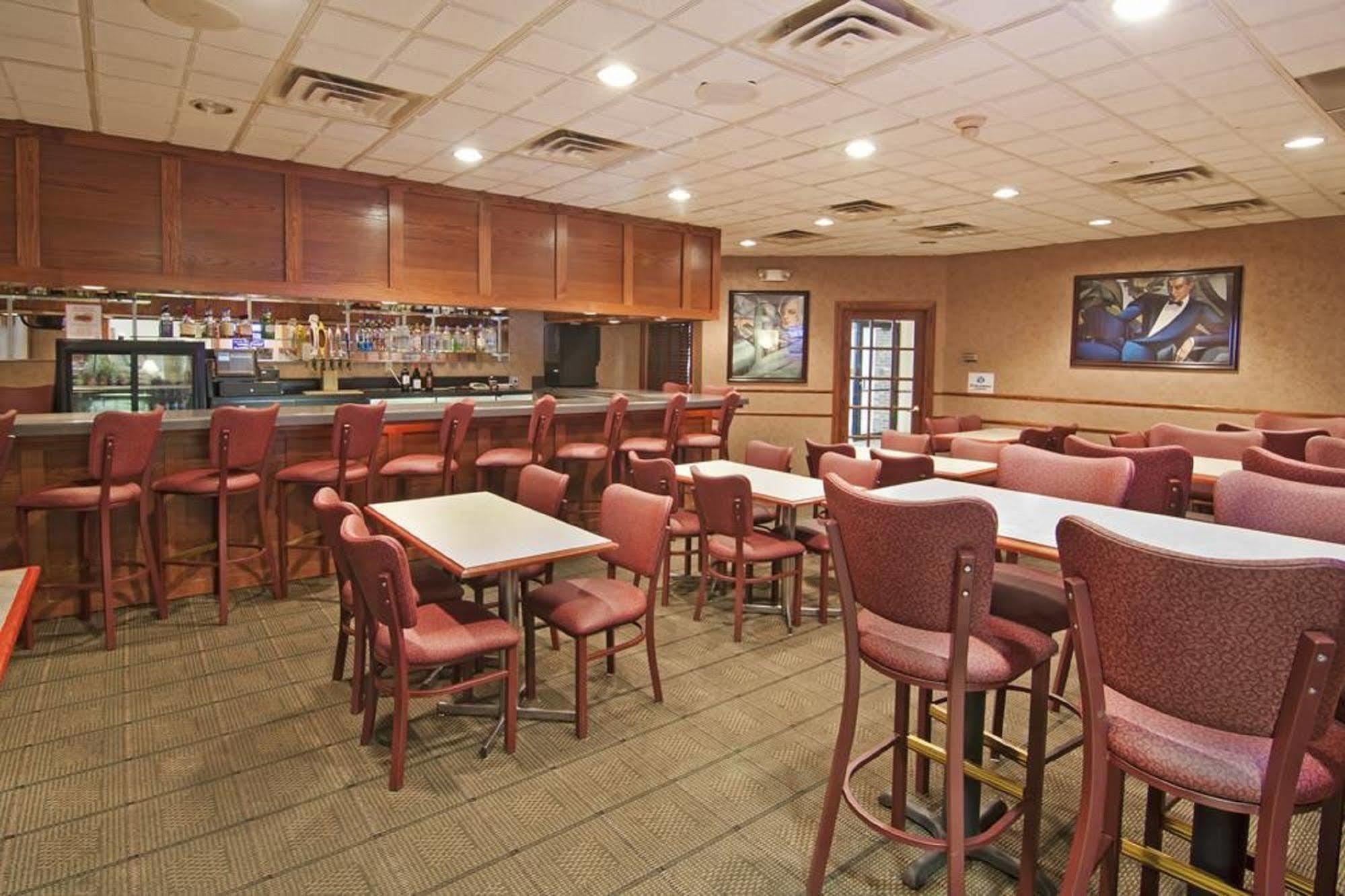 Norwood Inn & Suites Mankato North Mankato エクステリア 写真