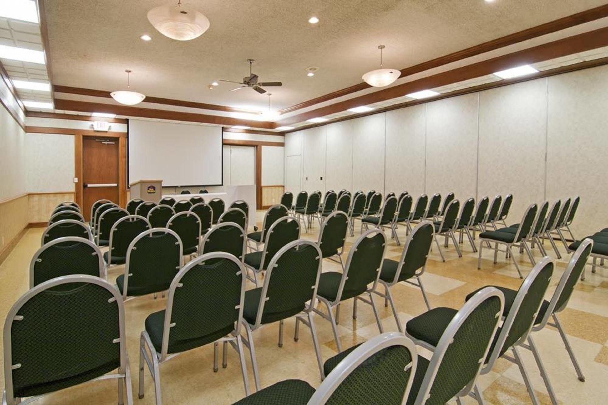 Norwood Inn & Suites Mankato North Mankato エクステリア 写真