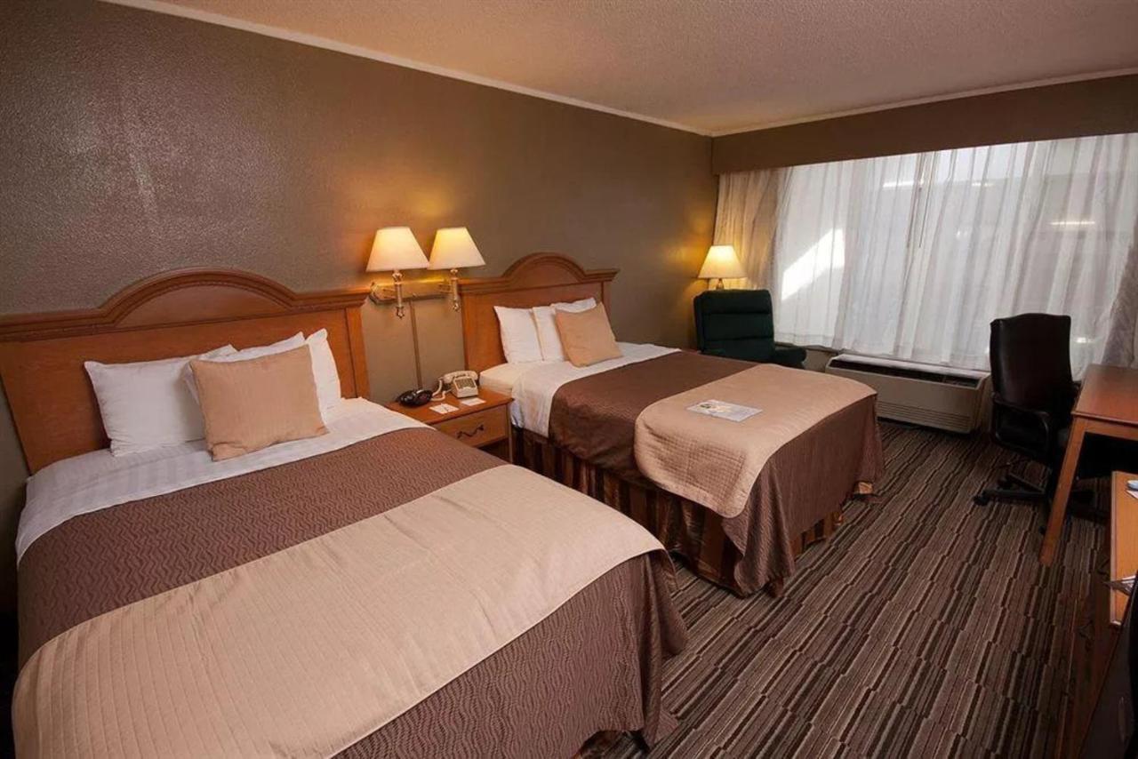 Norwood Inn & Suites Mankato North Mankato エクステリア 写真