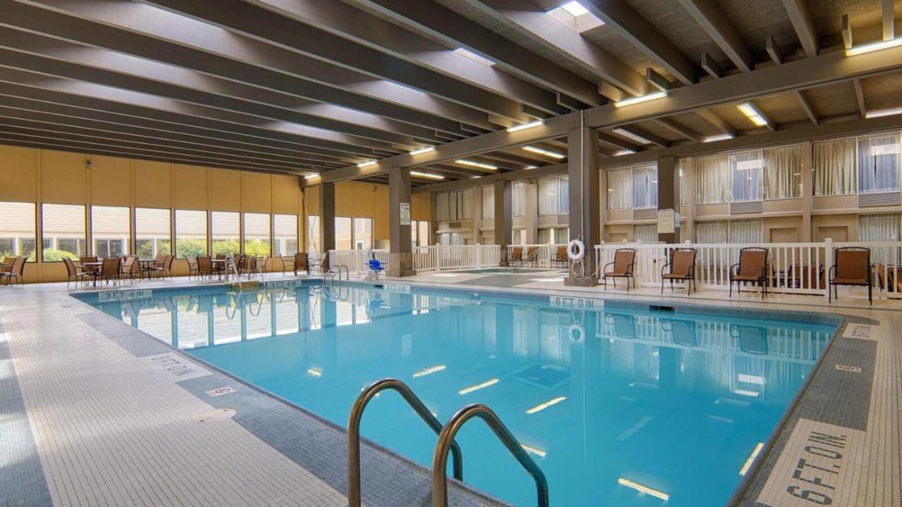 Norwood Inn & Suites Mankato North Mankato エクステリア 写真